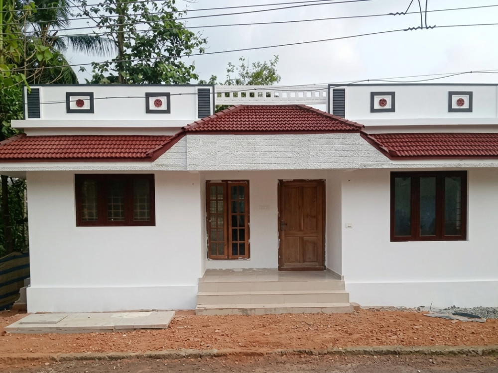 3 BHK INDEPENDENT HOUSE FOR SALE IN CHALIKKAVATTOM, ARAYANKAVU, ERNAKULAM