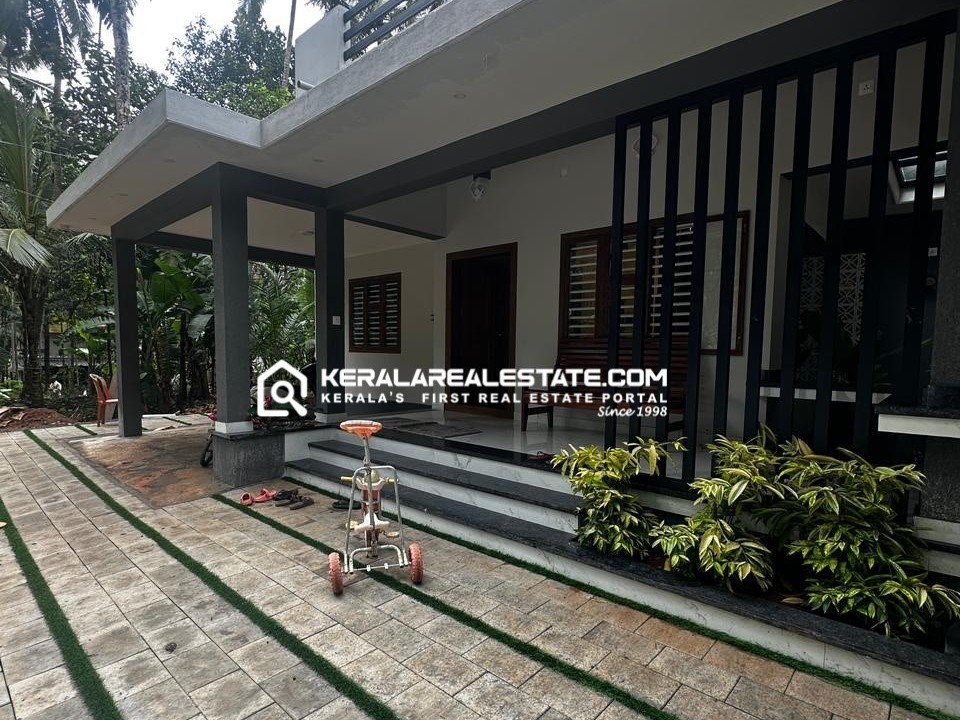 2 BHK HOUSE FOR SALE IN MUKKAM, MUNNUR, KOZHIKODE