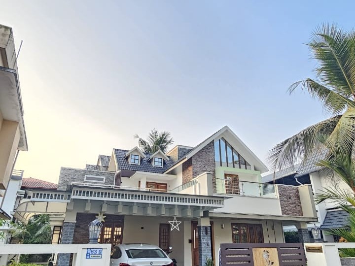 4 BHK Fully Furnished House for Sale in Edappally, Ernakulam 
