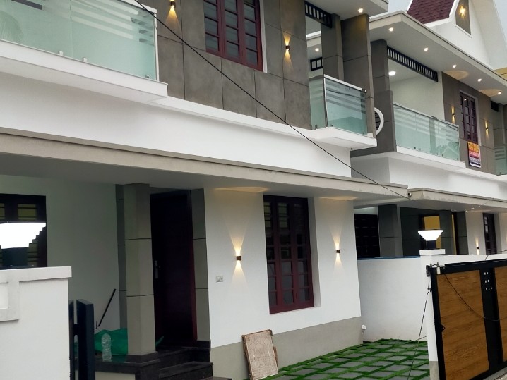 NEW 3 BHK SEMI-FURNISHED HOUSE FOR SALE IN VALIYAKULAM, NEAR UDAYAMPEROOR, ERNAKULAM