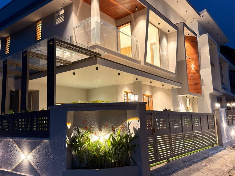 3 BHK House for Sale in Manakkakkadavu, Kakkanad, Ernakulam