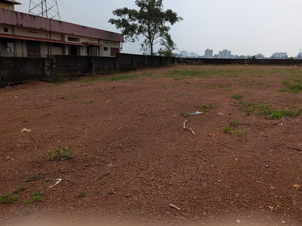 24.5 CENTS OF LAND FOR SALE IN KOLLAMKUDIMUGHAL, THRIKKAKARA,ERNAKULAM