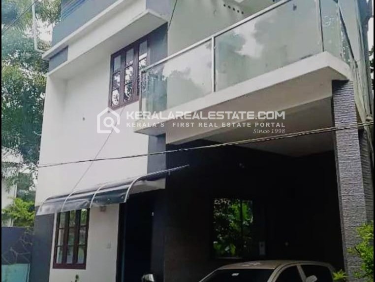 House for Sale in Aroor, Alappuzha 