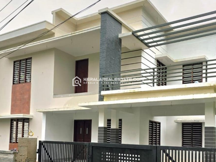 4 BHK House for Sale in Peringolam, Calicut 