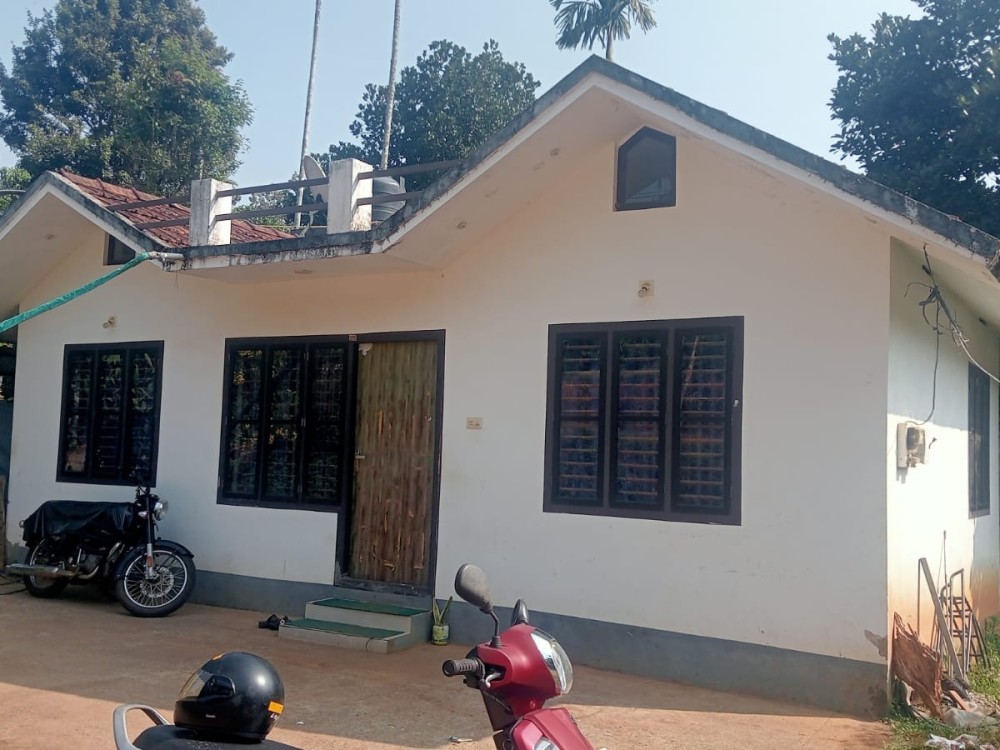 2 BHK House for Sale in Meenangadi, Wayanad